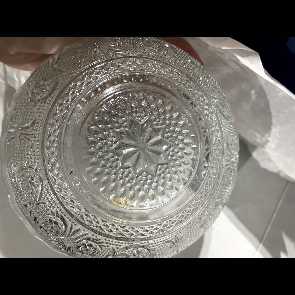 Glass bowl has tag says lead crystal has removable lid nice decorative outside